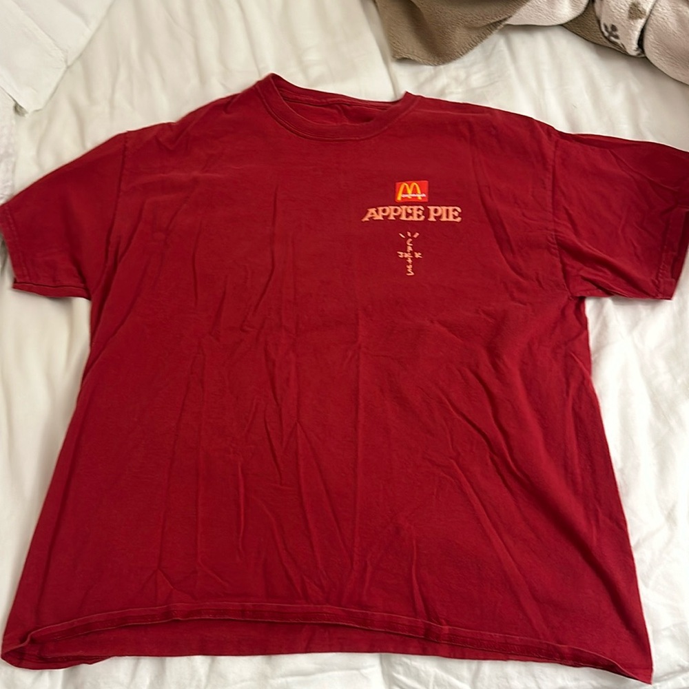 Travis Scott x McDonald’s Apple pie red t-shirt ❤️